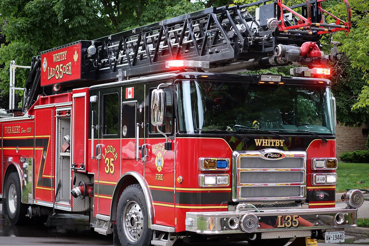 Working fire at residence on Hialeah Crescent earlier this afternoon in Whitby. Smoke showing on arrival, 2 lines stretched, quick stop of a basement fire by crews. 

No injuries.

<a href="/WPFFAL2036/">Whitby Firefighters</a>