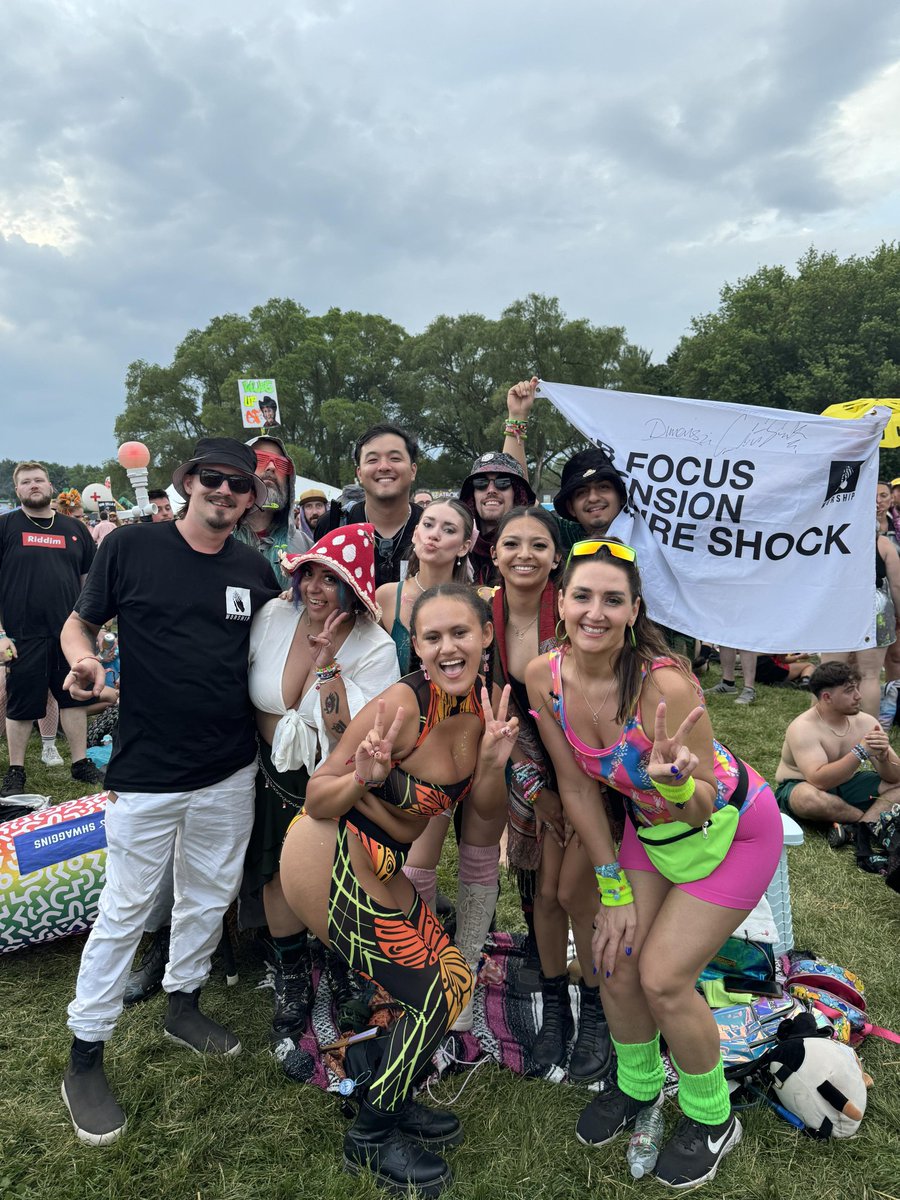 Lstone21's tweet photo. @Electric_Forest  was amazing ✨️✨️✨️ https://t.co/Hl90oodHua