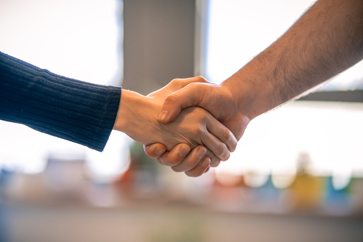 PZOostende's tweet photo. 𝗝𝗼𝗯 𝗮𝗹𝗲𝗿𝘁! 🤝
We zoeken een 𝗮𝗱𝘃𝗶𝘀𝗲𝘂𝗿 𝗼𝘃𝗲𝗿𝗵𝗲𝗶𝗱𝘀𝗼𝗽𝗱𝗿𝗮𝗰𝗵𝘁𝗲𝗻

𝗜𝗻𝘁𝗲𝗿𝗲𝘀𝘀𝗲? Alle info vind je via deze link: https://t.co/pRuLXdmLTl https://t.co/nf1Fp9IYEE