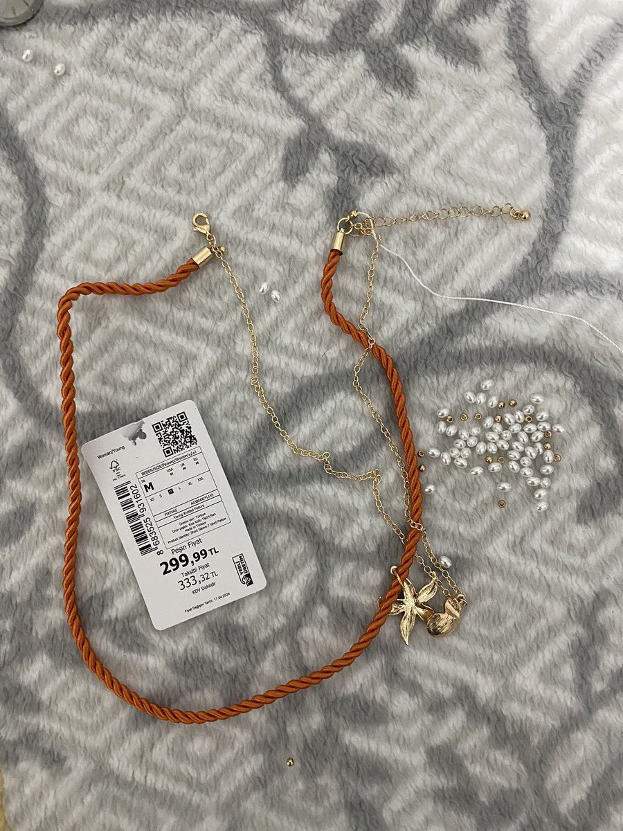 Dün mağazanızdan kolye aldım 24 saat geçmeden elimde kaldı 1 alana 1 bedava olduğu için böyle oldu? <a href="/defacto/">DeFacto</a>