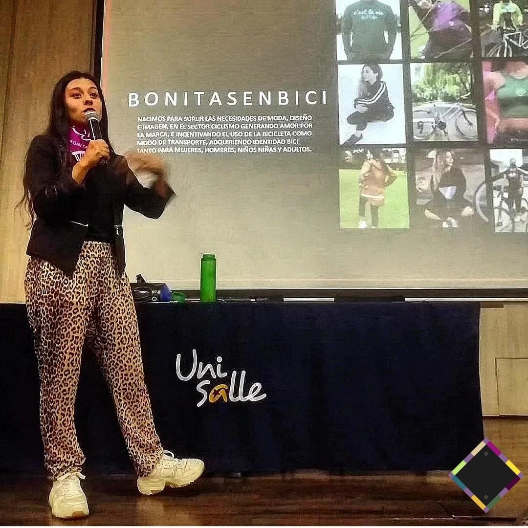 🔹Tenemos Nombre y Apellido |Somos Bonitas en bici Company, Arquitectura e Ingeniería SAS - y en esta oportunidad que tuvimos el año pasado presentamos a • B O N I T A S E N B I C I • cómo marca de ropa y accesorios en la <a href="/UnisalleDe/">Ediciones Unisalle</a> ha sido  de mucha construcción y trabajo 🛠️