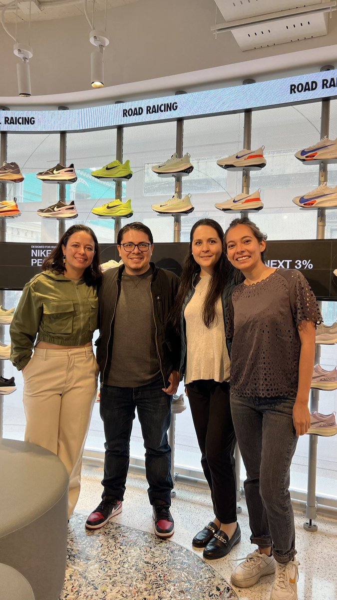 aimeemancilla's tweet photo. Más proyectos así: World of Flight, Nike Mexico #Jordan #Gratitude https://t.co/5vF8hnfe2M