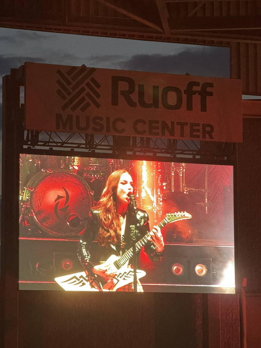 Carrie Murray (she/her) #BLM ✊🏿#🌈 tweet media