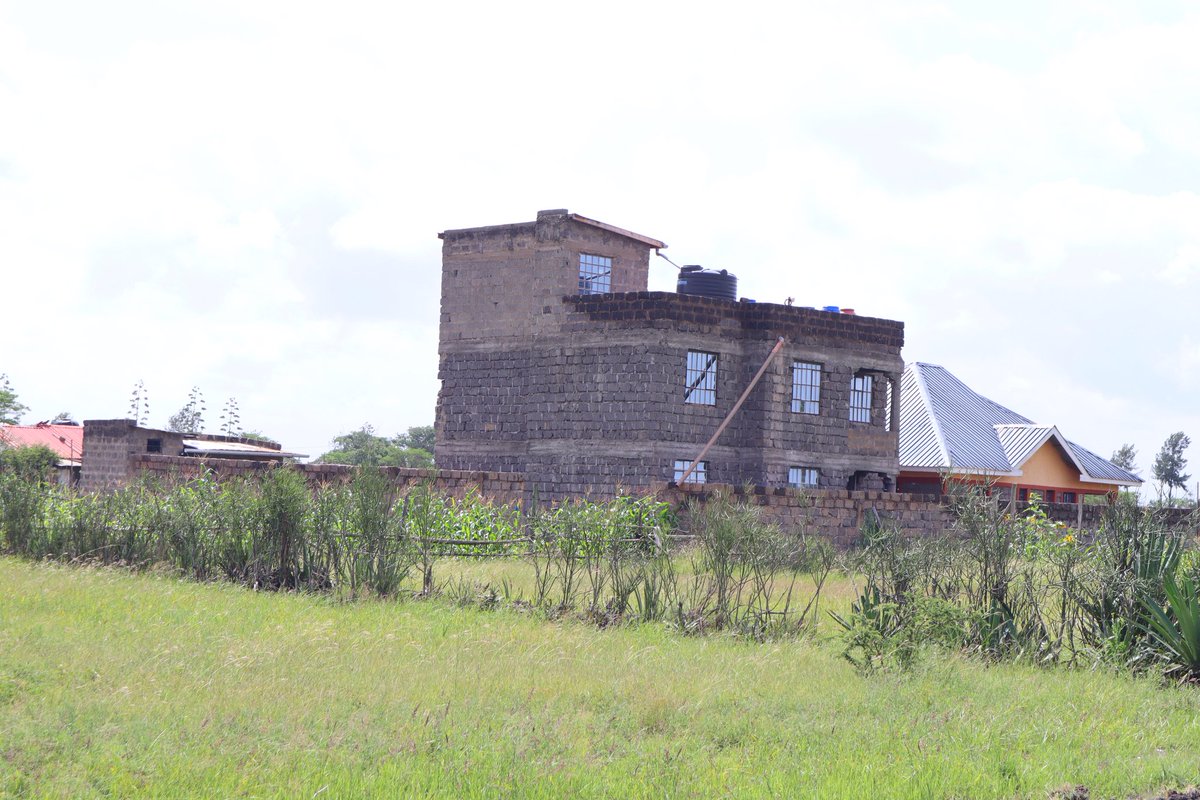 FidyMuthii's tweet photo. Make it yours, claim your portion. It's land owners time!
#PatiaRohoamani na #SuperiorGardensproperties #Jujafarm #twendesitevisit #LandOwnershipMadeEasy  #InvestWithSuperiorGardens #investmentopportunity https://t.co/T2MA2e9nmp