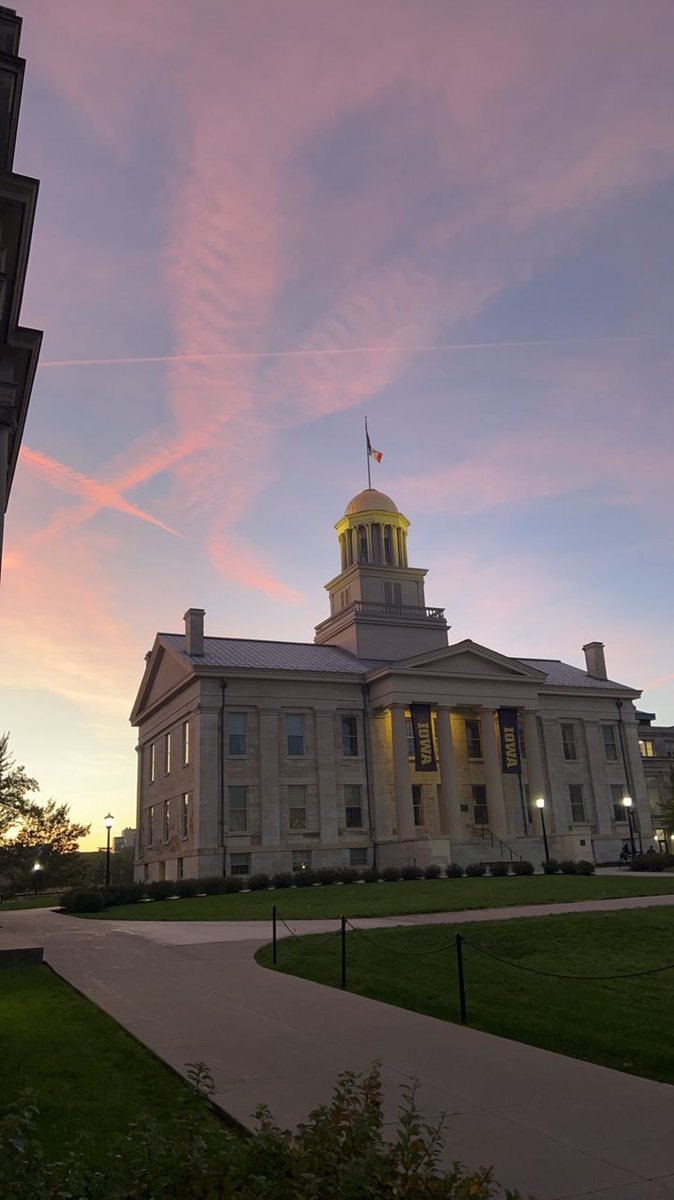 uiowa's tweet photo. N̵o̵ ̵c̵a̵p̵t̵i̵o̵n̵ ̵n̵e̵e̵d̵e̵d̵ https://t.co/mnbRzGH9FZ