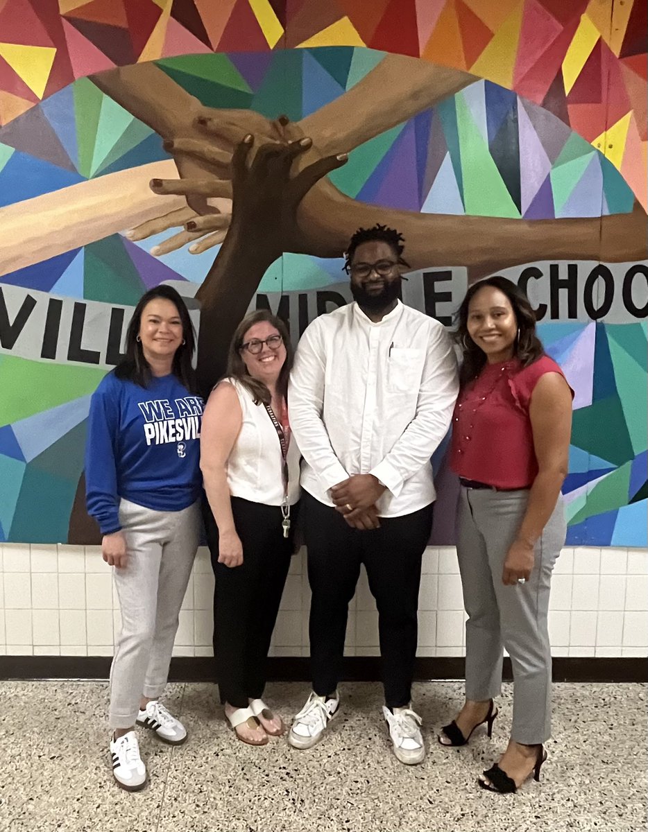 PikesvilleM's tweet photo. Welcome Mr. Brooks! 💙 Excited for your energy and leadership at Pikesville Middle. @NicoleB100127 #OneSchoolOneFamily #pythonpride #oneschoolonefamily #bcps https://t.co/joGV7jBPf5