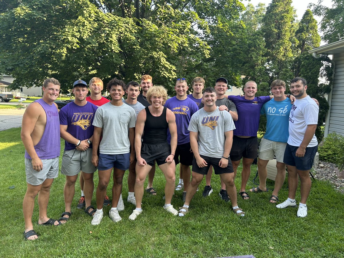 Riley Van Wyhe tweet media