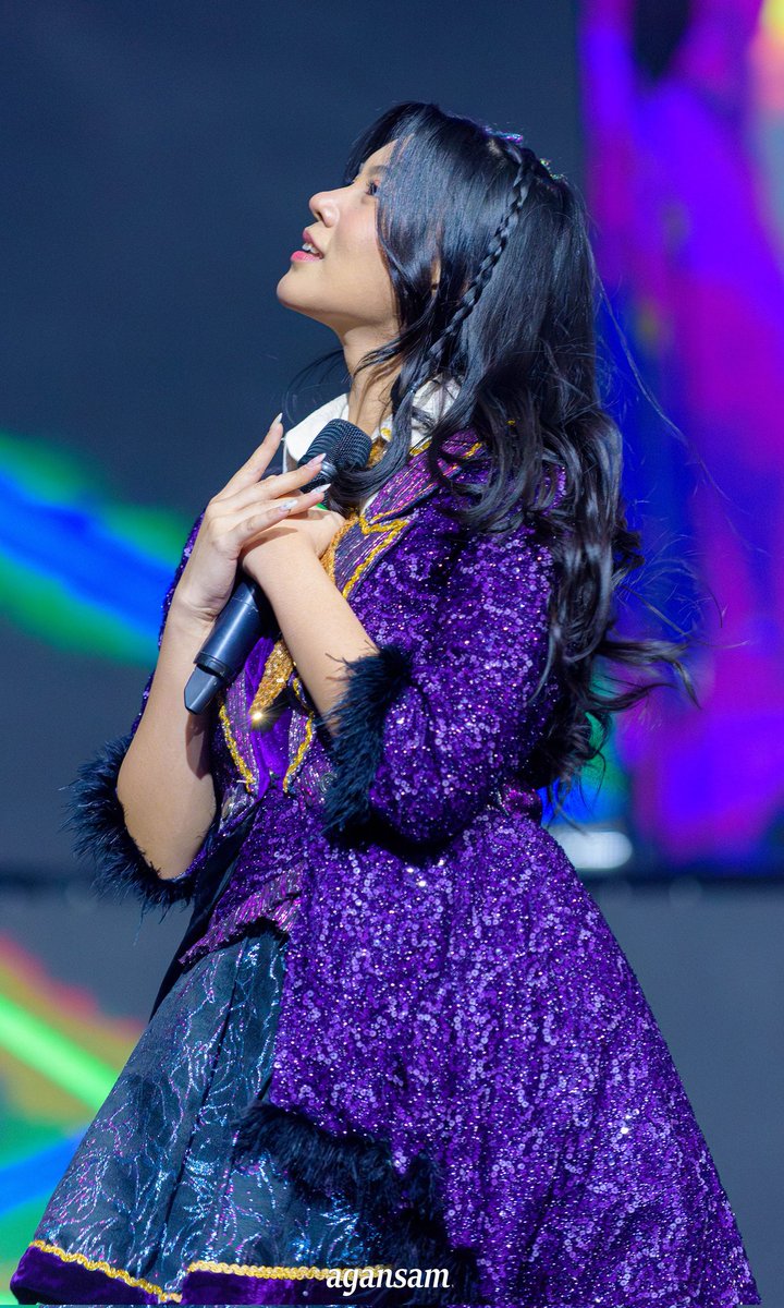 Rabbany24's tweet photo. [D-Day]
Finally, Welcome back, dir🥳
It's time for you to start over to something bigger, fix everything, and become a better person. And I will always support you in everything you do for it👌
Can't wait for your first appearance.☺

@SP_IndiraJKT48 
#OurLoveToIndira 
#DiReason https://t.co/Qf0FwowWgN