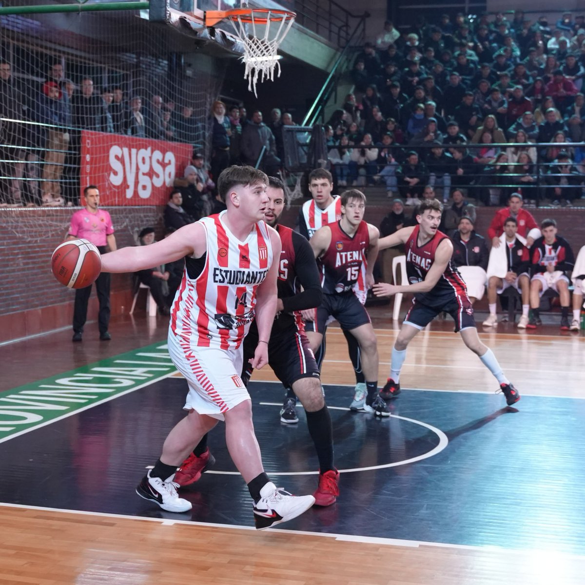 EdelpBasquet's tweet photo. 𝙑𝘼𝙈𝙊𝙎 𝙉𝙊𝙎𝙊𝙏𝙍𝙊𝙎 💪🏀 https://t.co/HPvoefPf2T