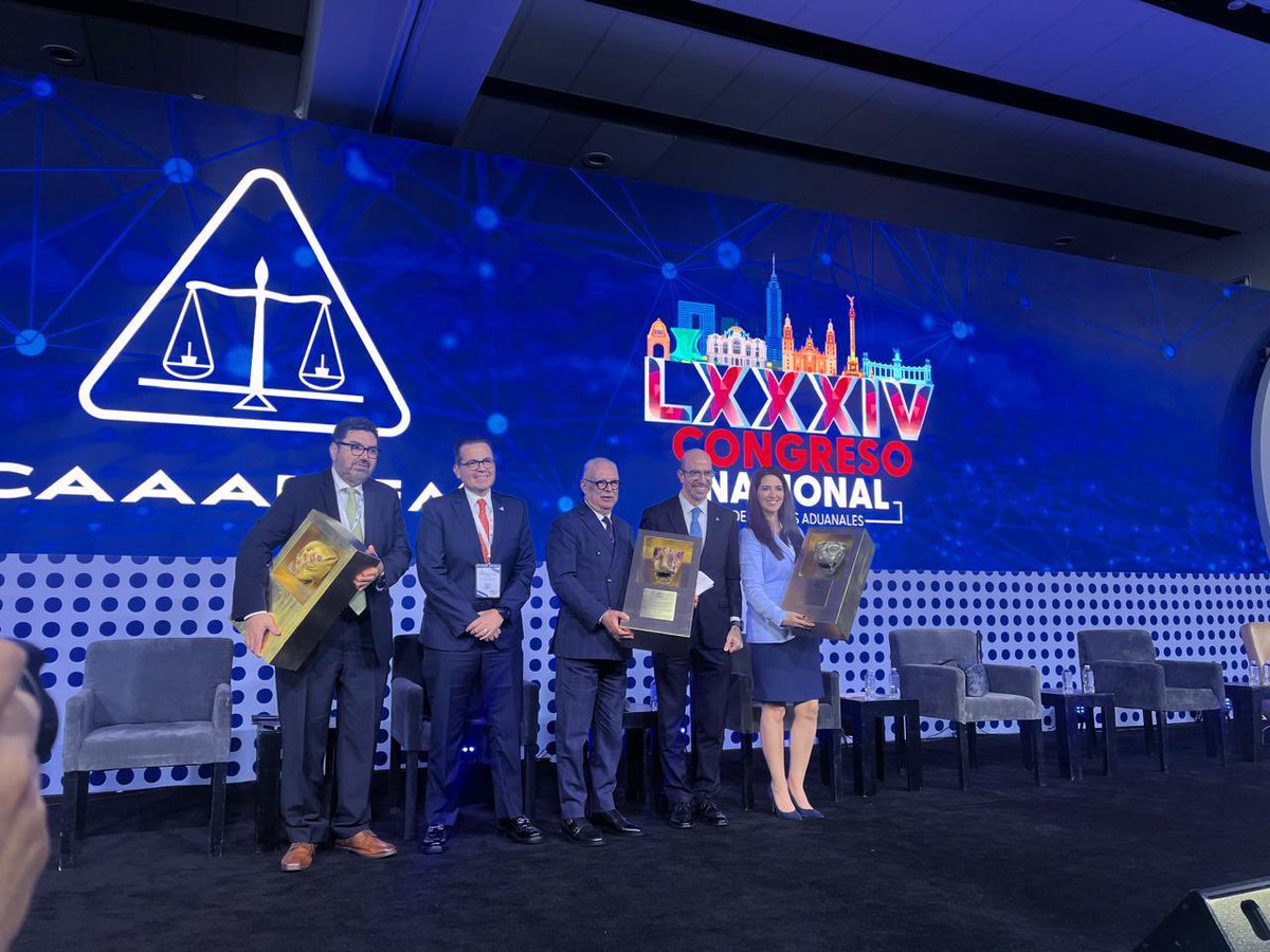 felipedejavier tweet media