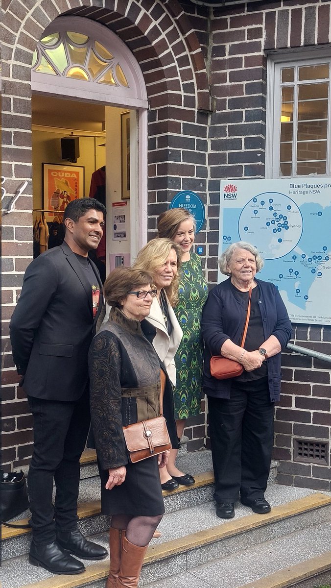 Happy NAIDOC week 💛❤️🖤 great to be a part of unveiling yesterday's blue plaque commemorating the 1965 Freedom Ride. An honour to meet an original member of the Ride (Ann Curthoys) and Eileen Perkins, wife of late Dr Charles Perkins AO  nationaltribune.com.au/unveiling-of-b…