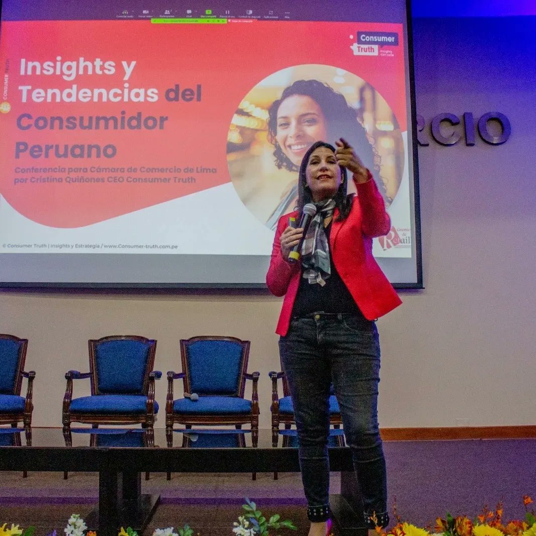 cristinaq's tweet image. #RetailExperience Desde aqui mi agradecimiento a la @camaradelima  y su Gremio de aretail y Distribucion por la invitación a dar conferencia de #Insights y Tendencias del RETAIL 

Un placer compartir hallazgos en este #EventoRetail con colegas de la Industria.

💥 Con calle y