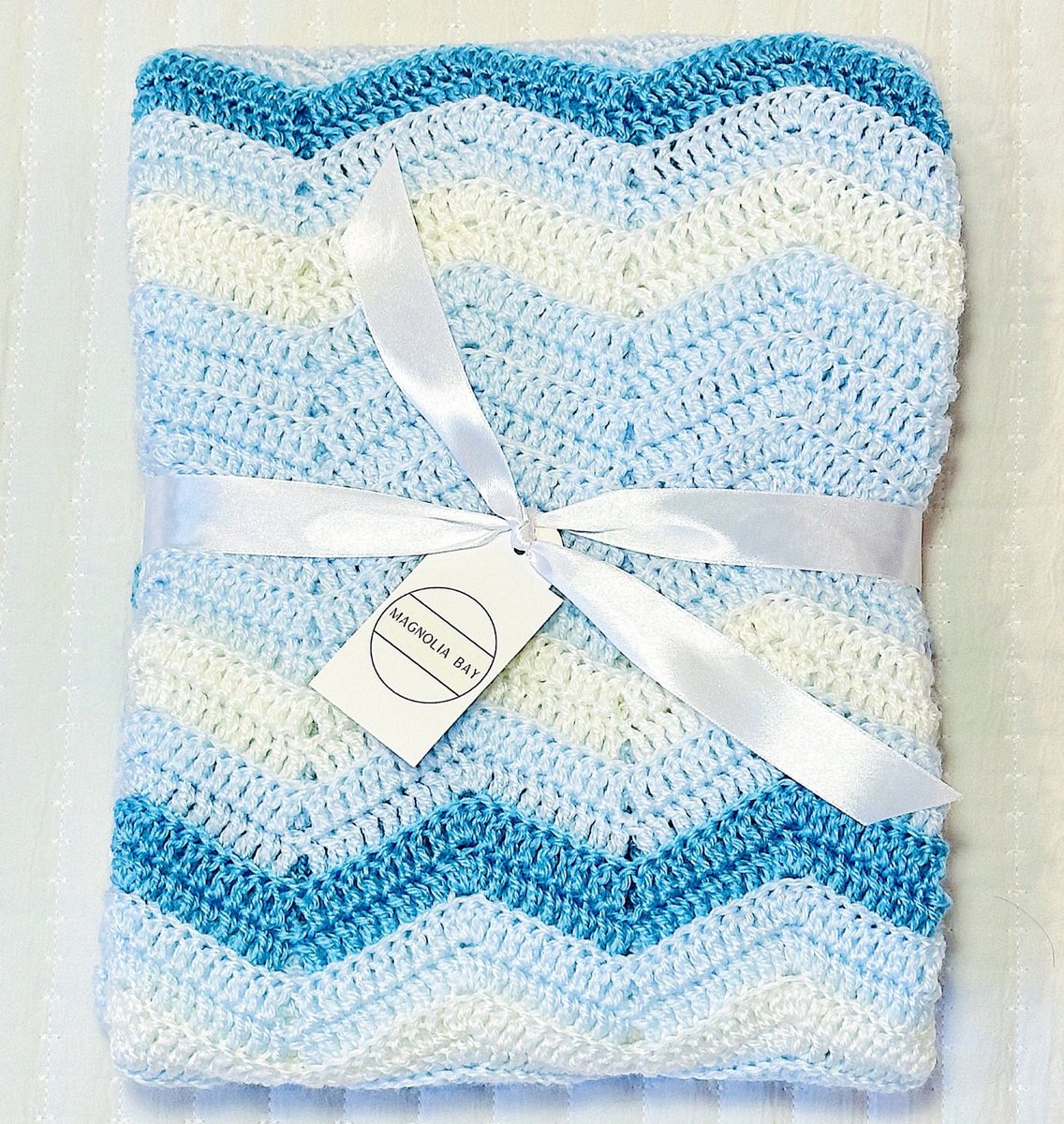 Magnoliabay_'s tweet photo. This handmade crochet blanket is so sweet! It’s squishy and soft with beautiful shades of blue that remind us of the ocean. It would make a great gift for an adult, child, or baby!

Linked below🩵🤍💙

#handmade #handmadegift #handmadecrochet #handmadeblanket #handmadebabyblanket https://t.co/v8zJLyqqj1