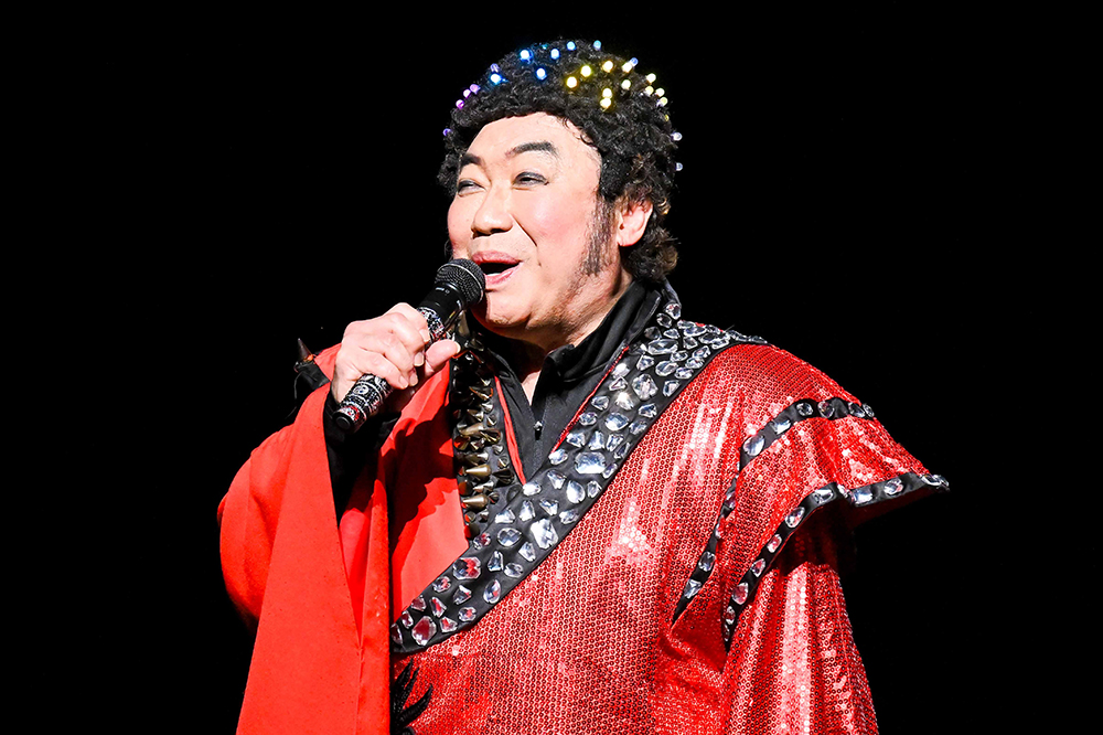 pia_kansai's tweet photo. ||◤ REPORT ◢||
『新歌舞伎座開場65周年記念＆コロッケ芸能生活44周年記念　歌・舞・笑Special』

#コロッケ を筆頭にエンタメ界を沸かせるモノマネアベンジャーズが #新歌舞伎座 に大集合！

https://t.co/ZxS2mblret

@shinkabukiza https://t.co/bzG4GUExTb