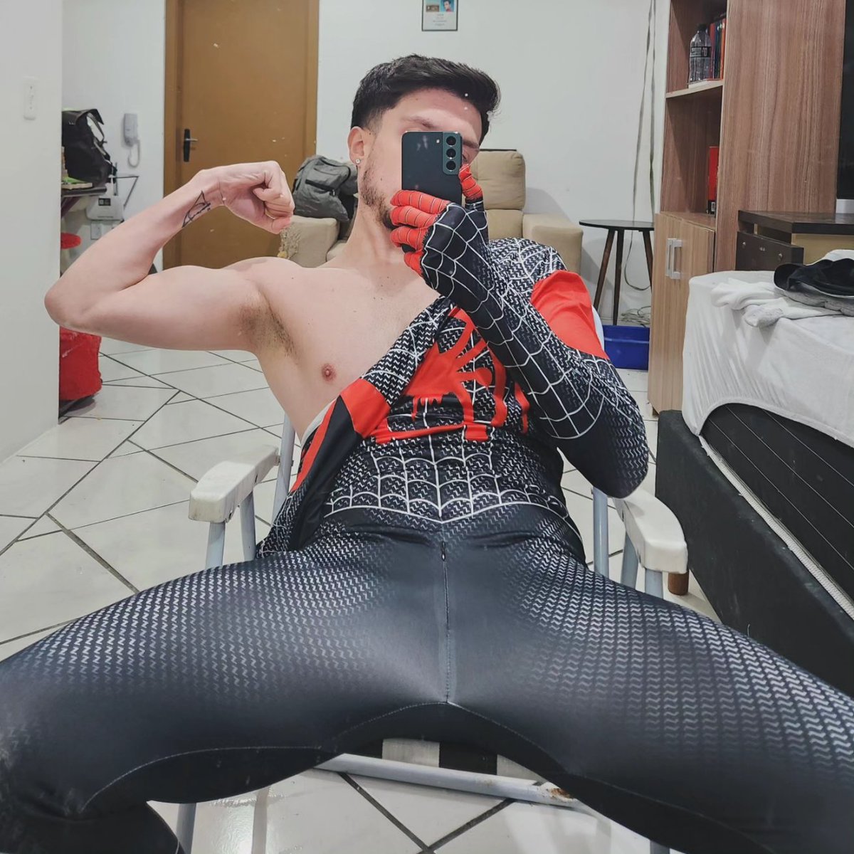 L.U.K.E. tweet media