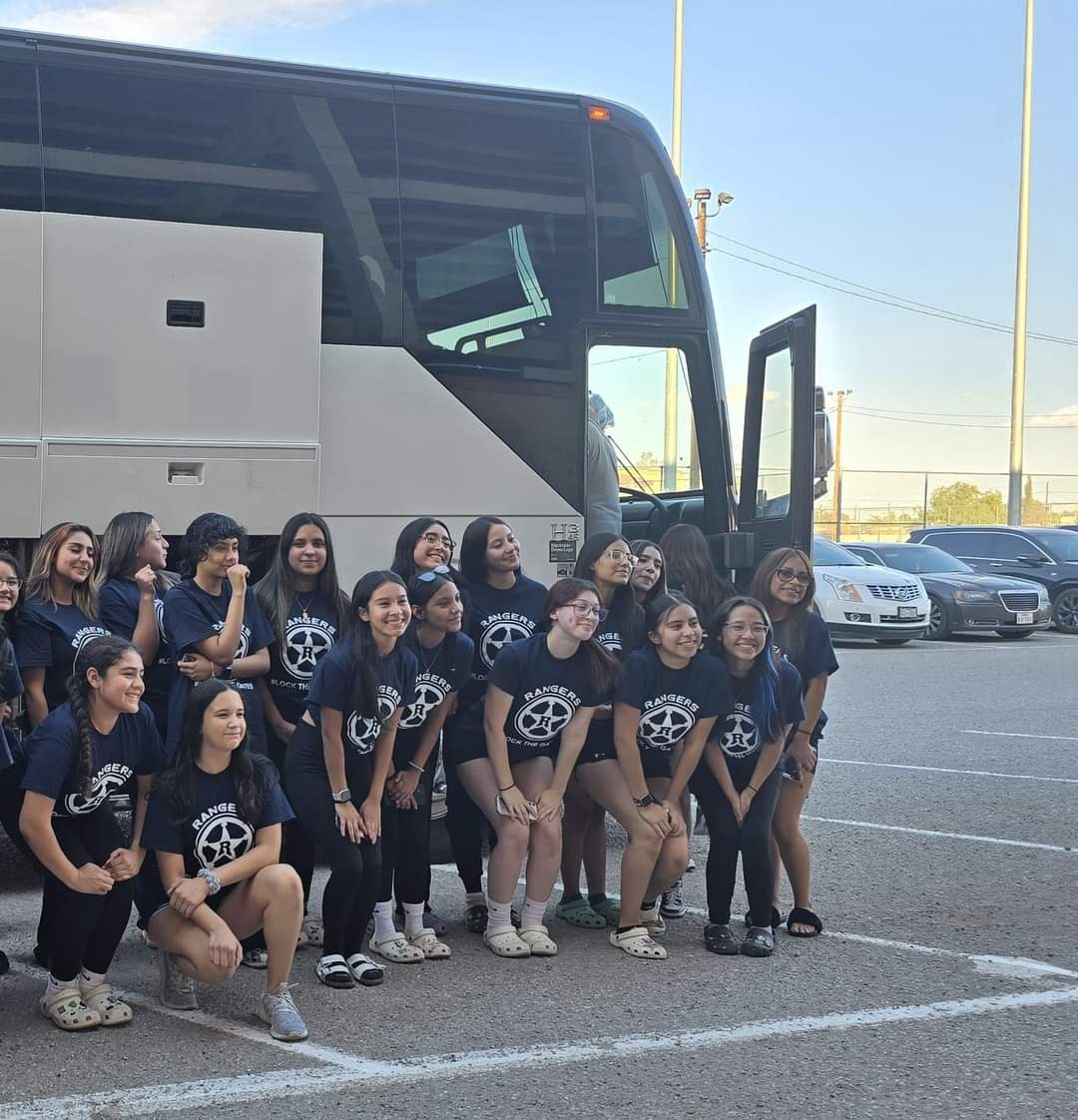 titis1980's tweet image. Feliz viaje #RANGERETTES #RHS #CALIFORNIA