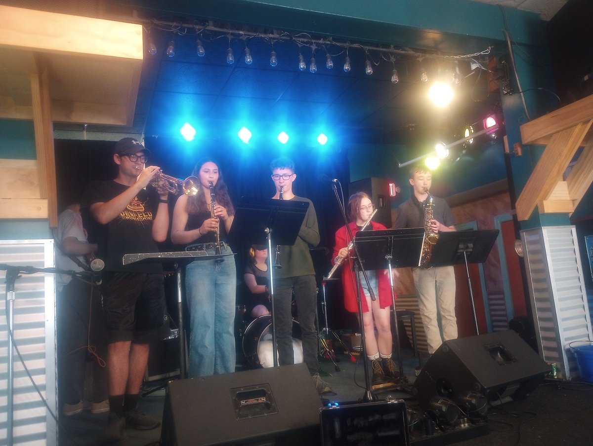 Denfeld Band tweet media