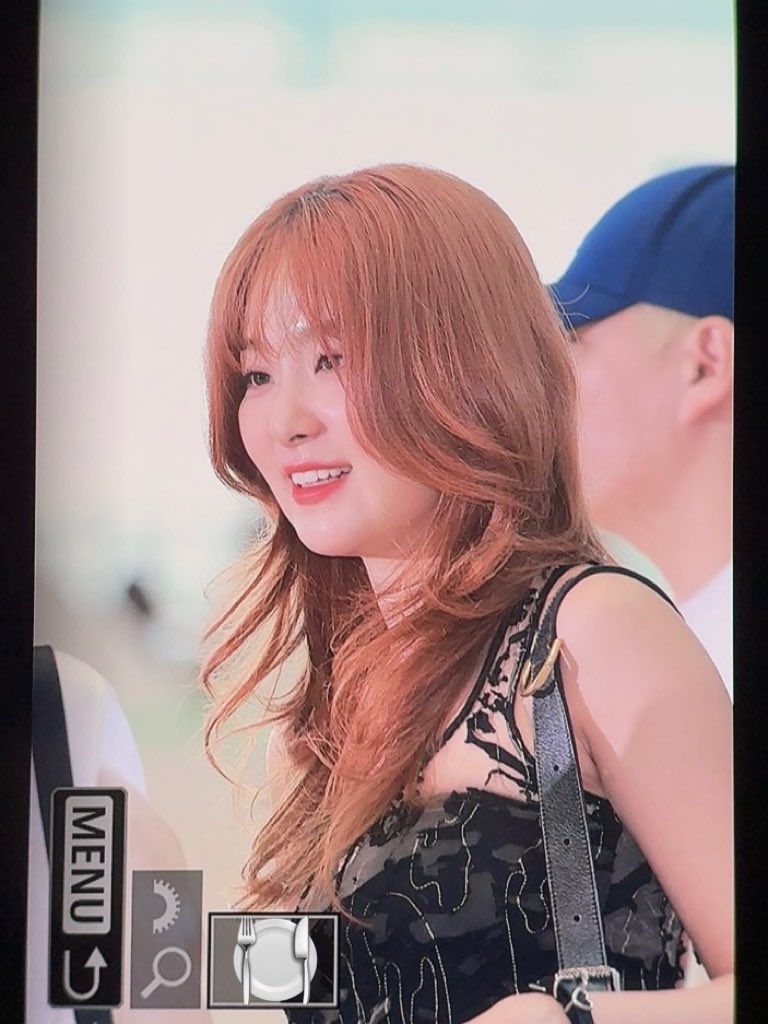 lunchbear0210's tweet photo. 240712 출국 #슬기 #Seulgi
오늘 너무 예뻐라😍😍
내일 공연 화이팅~~ https://t.co/S17O1438SP