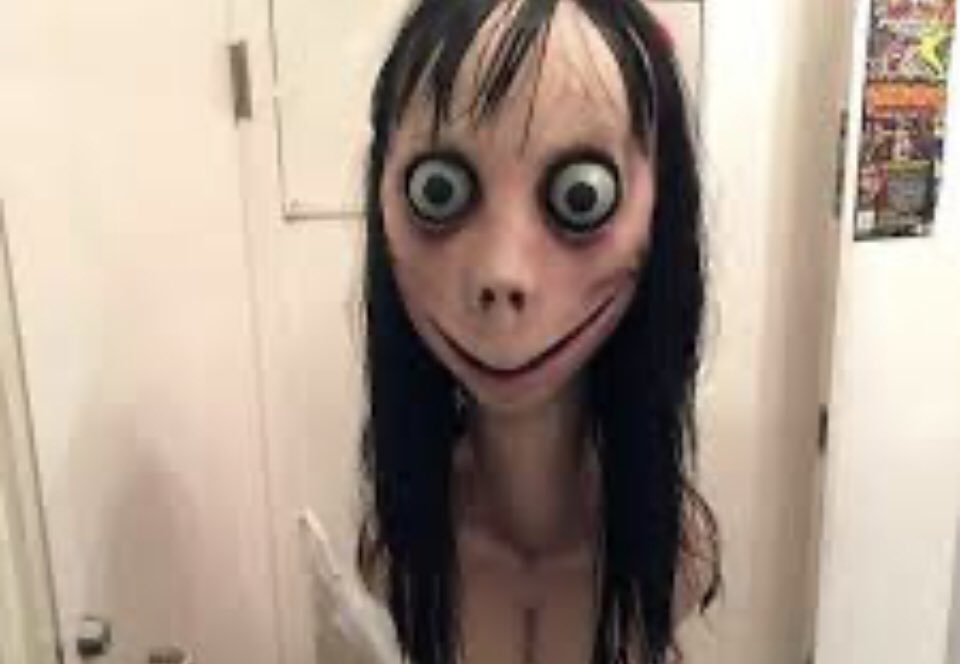 Se hace la linda con novios ajenos y es esta: