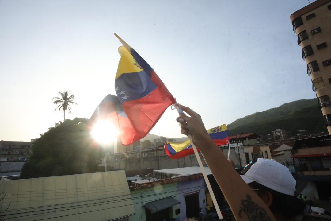 Se Desbordó La Victoria de Amor, Alegría y Esperanza rumbo a la Gran Victoria este 28 de Julio de nuestro Presidente <a href="/NicolasMaduro/">Nicolás Maduro</a> 

¡Aragua Cuna de La Revolución! 🙏🏻🌸