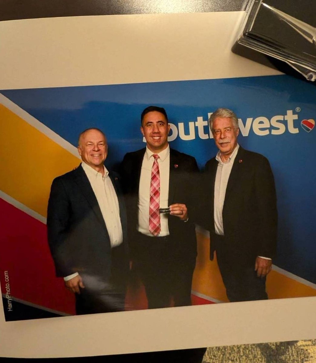 Started watching <a href="/Airforceproud95/">Airforceproud95</a> YouTube videos forever ago laughing hard into the night. Made me fall in love with flight ops side of aviation.

Fast forward 5 years. I started as a First Officer at <a href="/SouthwestAir/">Southwest Airlines</a> this week 🤩