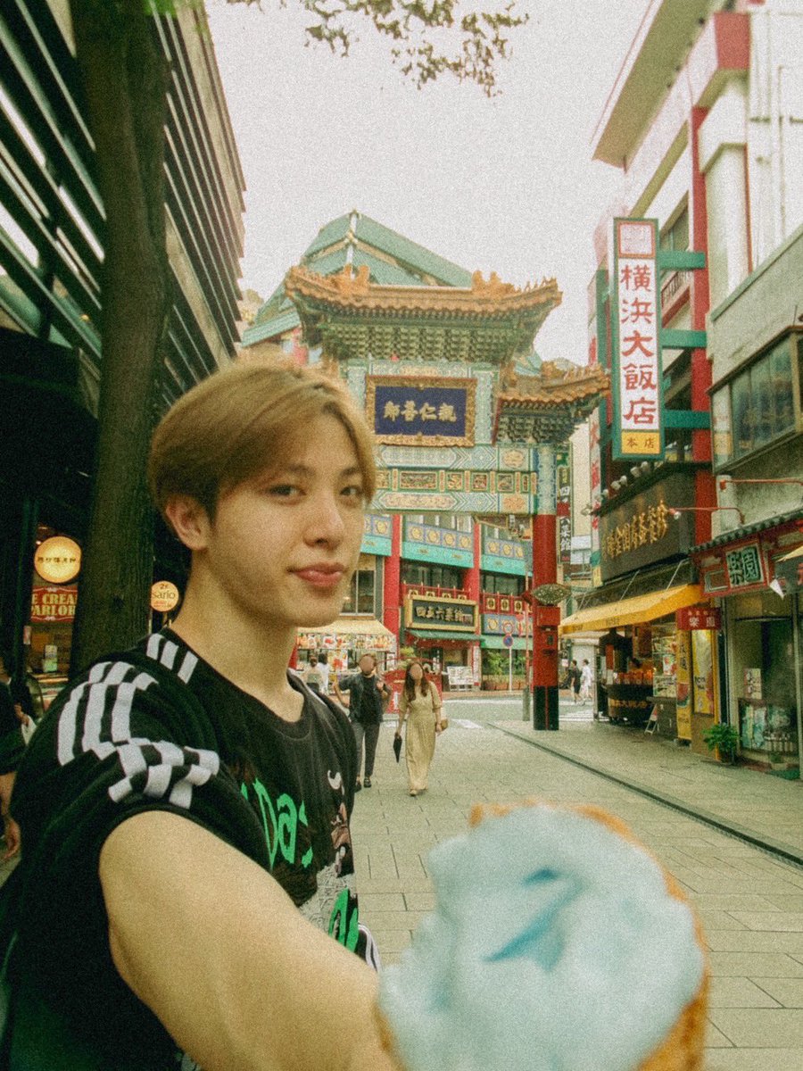 BeastCrypto_678's tweet photo. photo by ASAHI 📸 https://t.co/TsdK37tpil