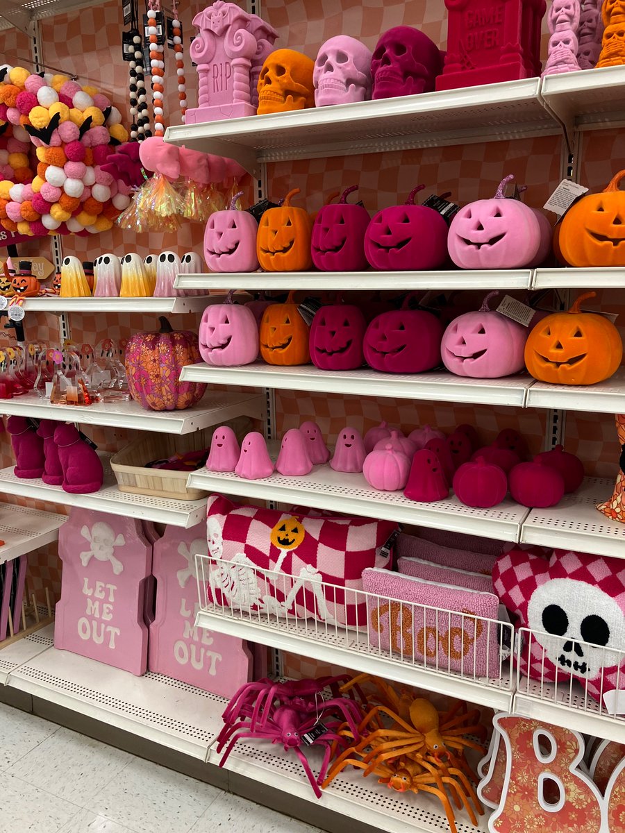 em ᰔᩚ tweet media