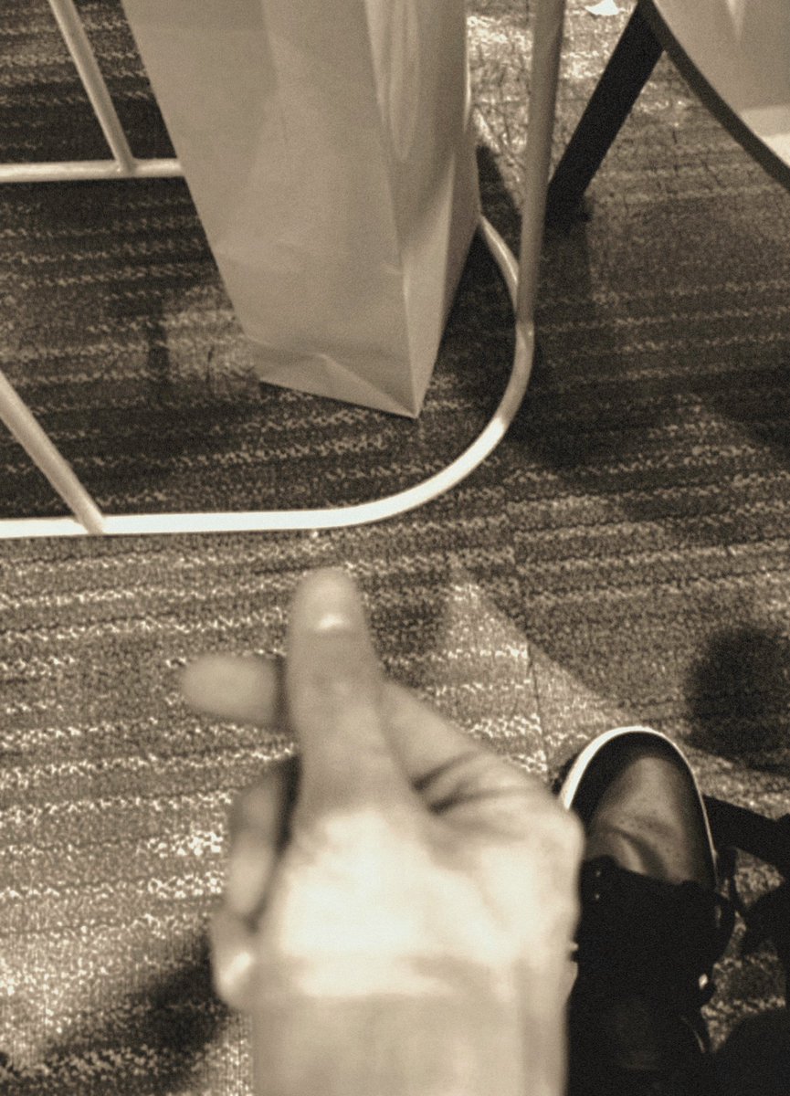 djiewamada's tweet image. ㅤ
ㅤ
Wkwk ada aja tingkahnya. Love sign buat kalian semua. 🫰🏻
ㅤ
ㅤ