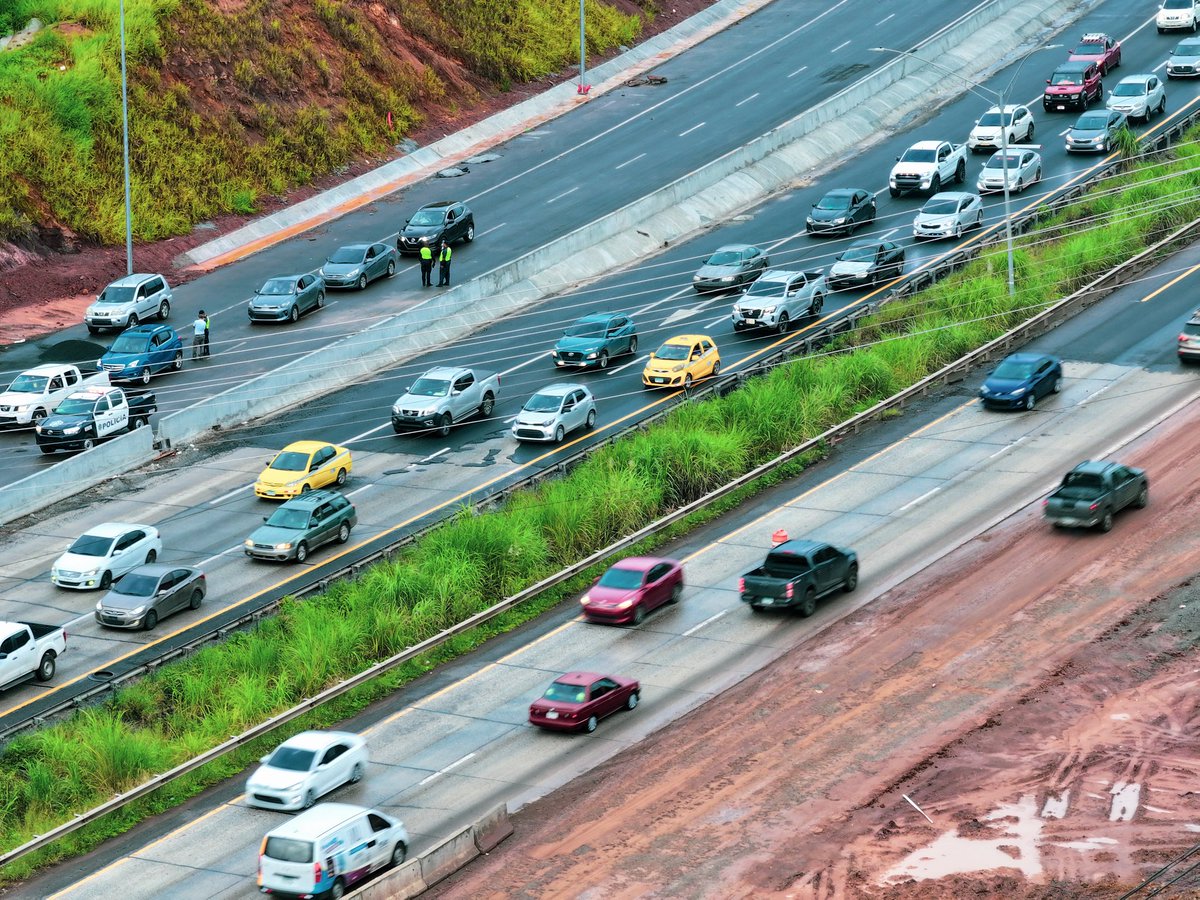 Grabación en Panamá Oeste, parte de la construcción del puente de Burunga. <a href="/DJIGlobal/">DJI</a> Mavic 3 Pro