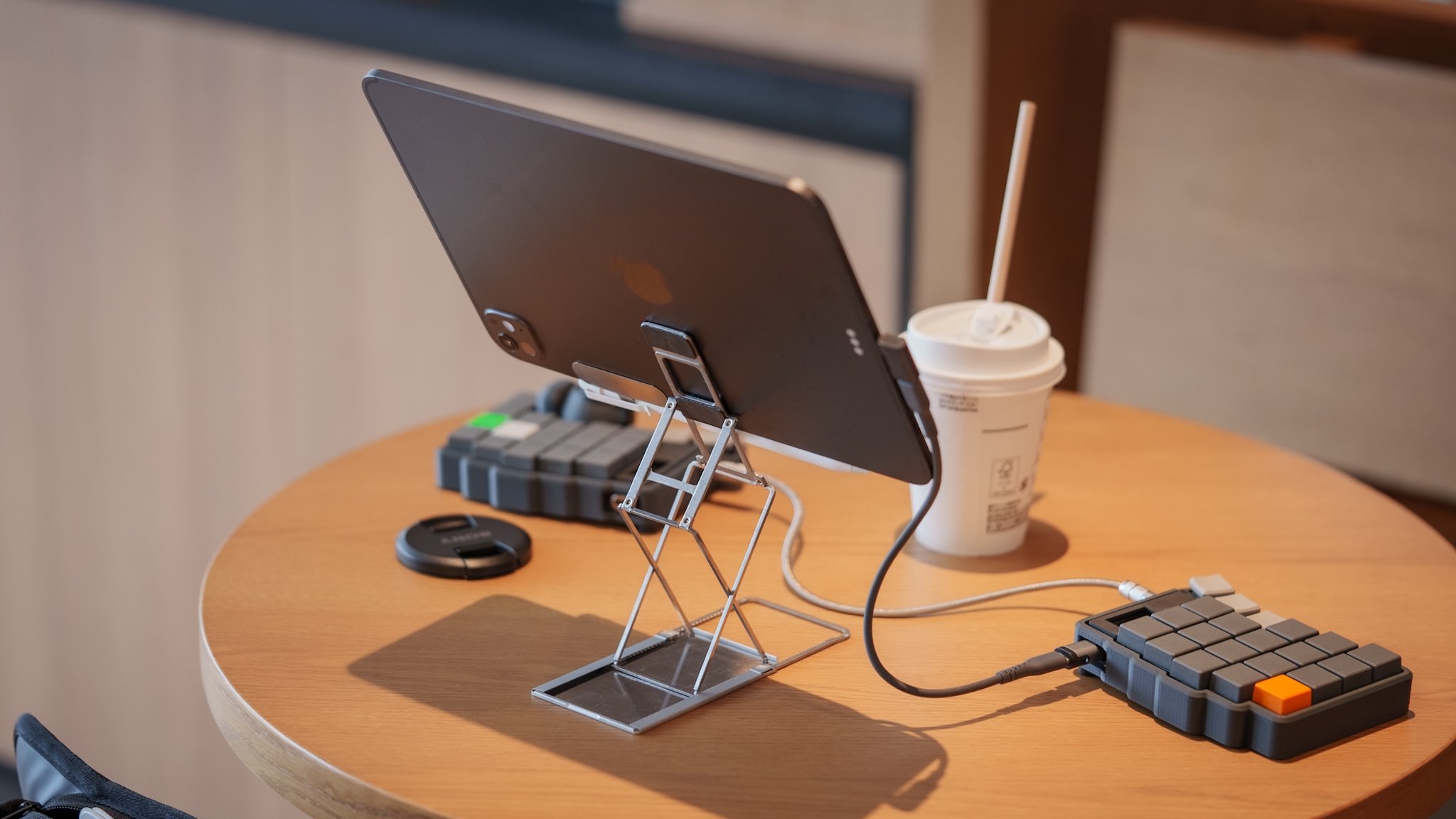 理想の書斎づくり|Fantastic workspace on X: 理想の書斎づくり|Fantastic workspace on X: