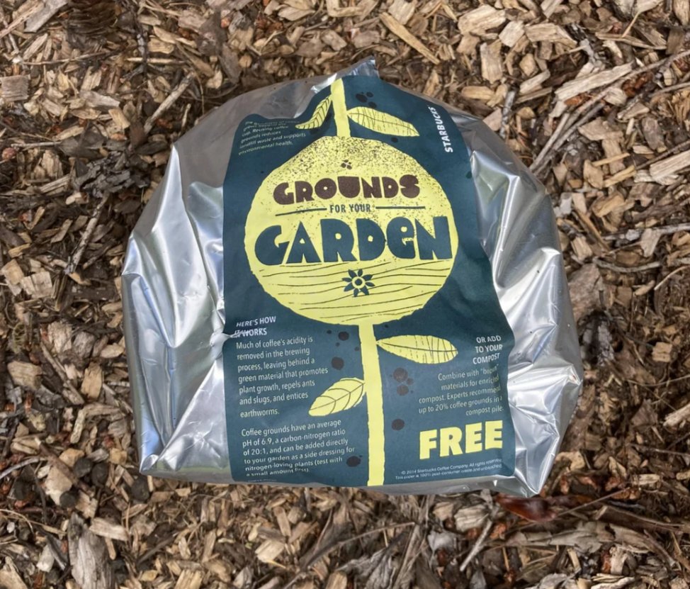 forthspark's tweet image. #Starbucks gives out free #coffee grounds, which are nutrient-dense and great for your #compost piles and #gardens. There is often a basket / tin marked in their store, or just ask at the counter! #SustainableLiving #freebies