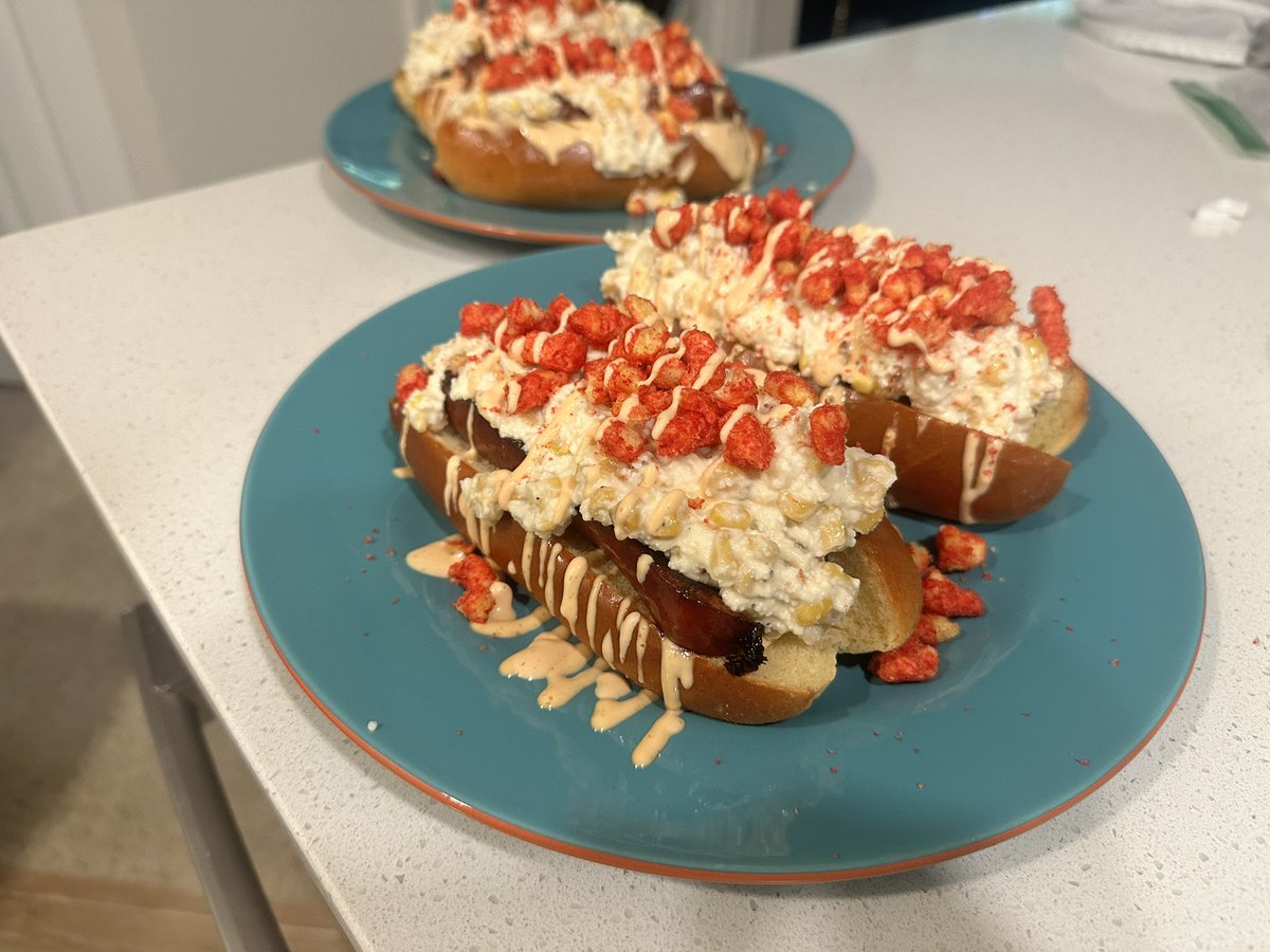 Adrian Campos 𒉭 tweet media