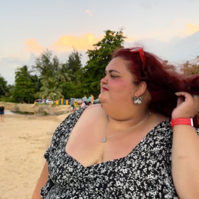 Look_ItsKim's tweet photo. #NewProfilePic https://t.co/VWBFnie7zr