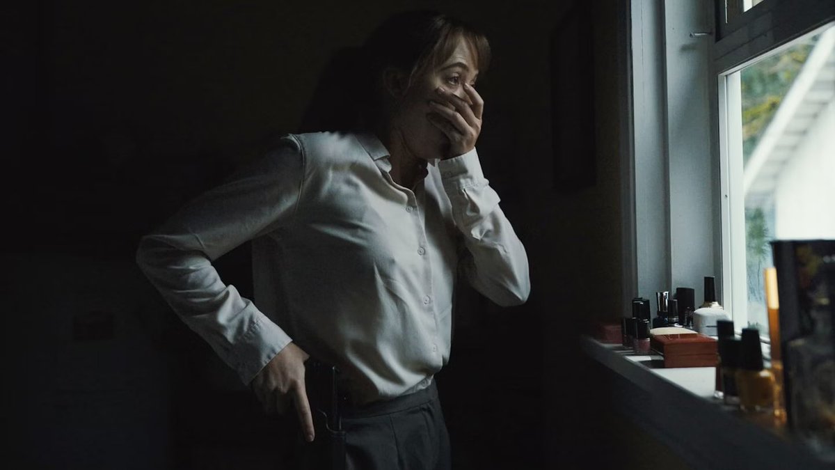 SlasherReviews's tweet photo. LONGLEGS is scary in ways horror hasn’t been scary in years.

Took me back to the rare feeling of being a kid and watching a scary movie where I felt something evil may have attached itself onto me afterwards because I watched something that didn’t feel demonic but was demonic. https://t.co/2rUZRnpS2h