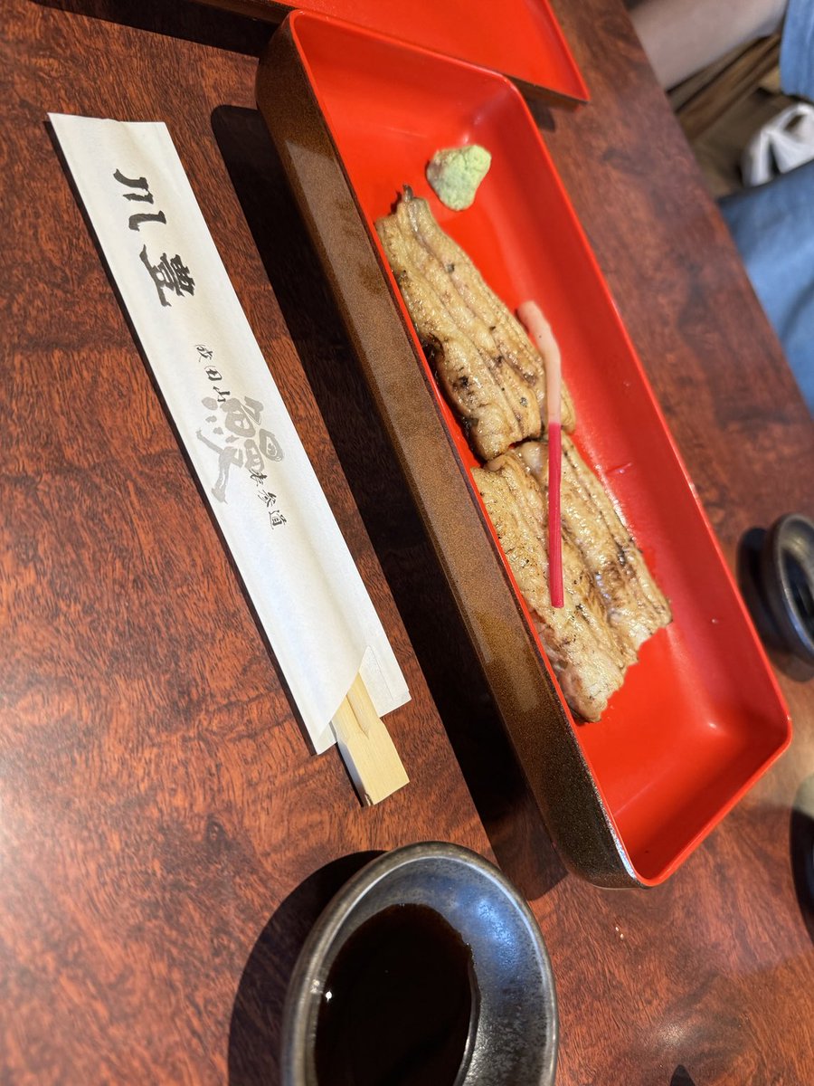 DTmx100's tweet photo. 2年ぶりのうなぎー。 https://t.co/ffgr58P6iY