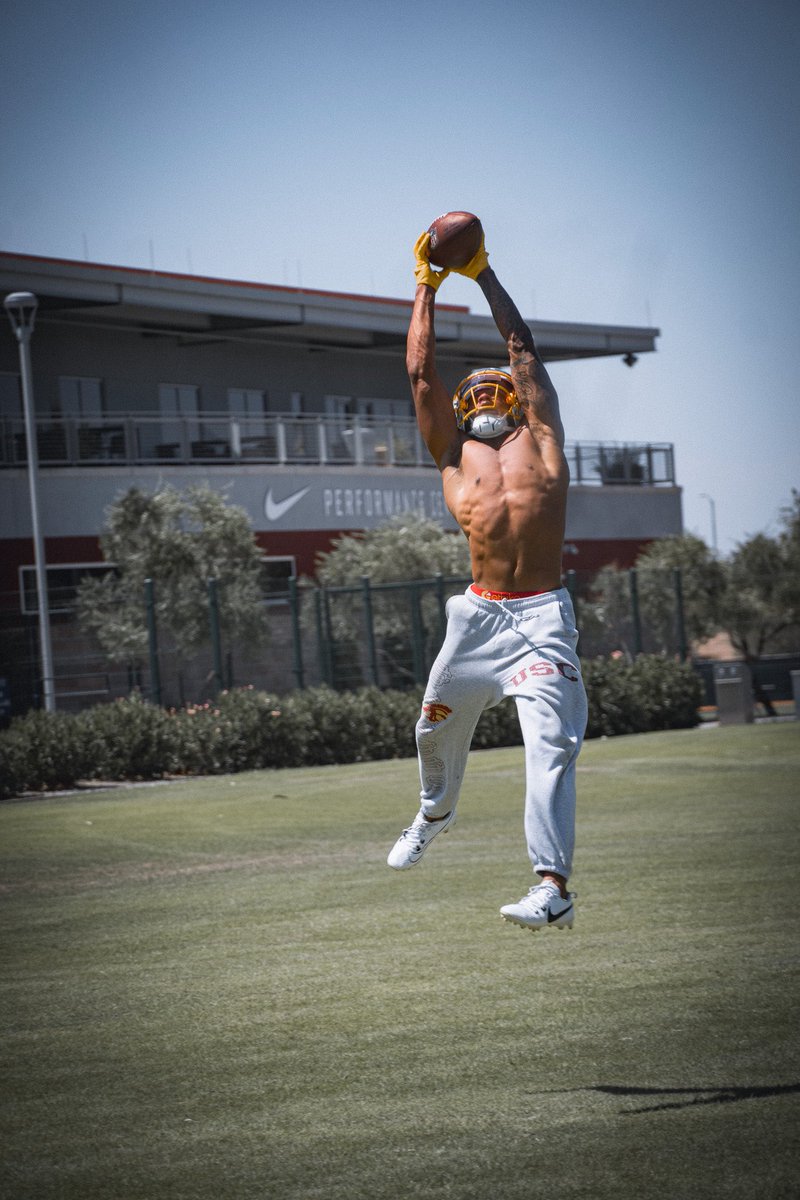 Ellis Krout tweet media