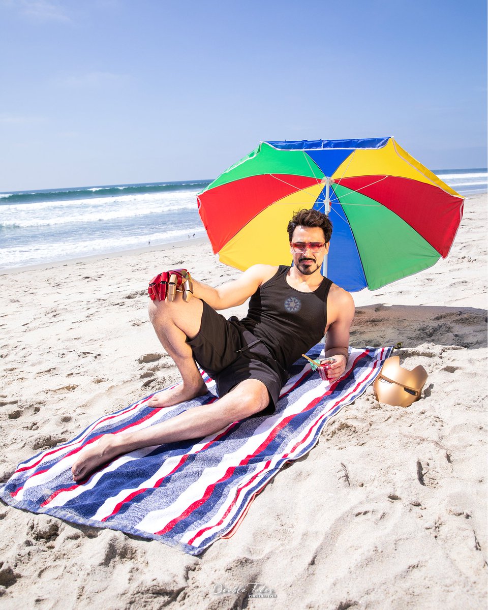 Doubletakecos's tweet photo. Vacation mode: activated. 😎

🕶: @initiumeyewear

#beach #beachlife #beachvibes #vacation #vacationmode #sunglasses #sundayfunday #sandiego #sand #IronMan #ironmancosplay #tonystark #tonystarkcosplay @robertdowneyjr #RobertDowneyJr #cosplay #LoveYou3000 #DoubleTakeCosplay https://t.co/sZtgZWZDa6