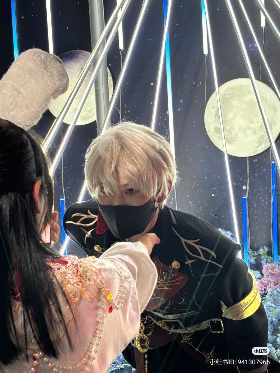 xyzlishen's tweet photo. Im goign insane over this https://t.co/gaDH1HCbls https://t.co/kyx2dnryrM