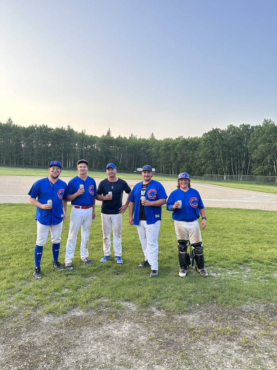 Cubbies win! Big comeback with a few clutch hits!