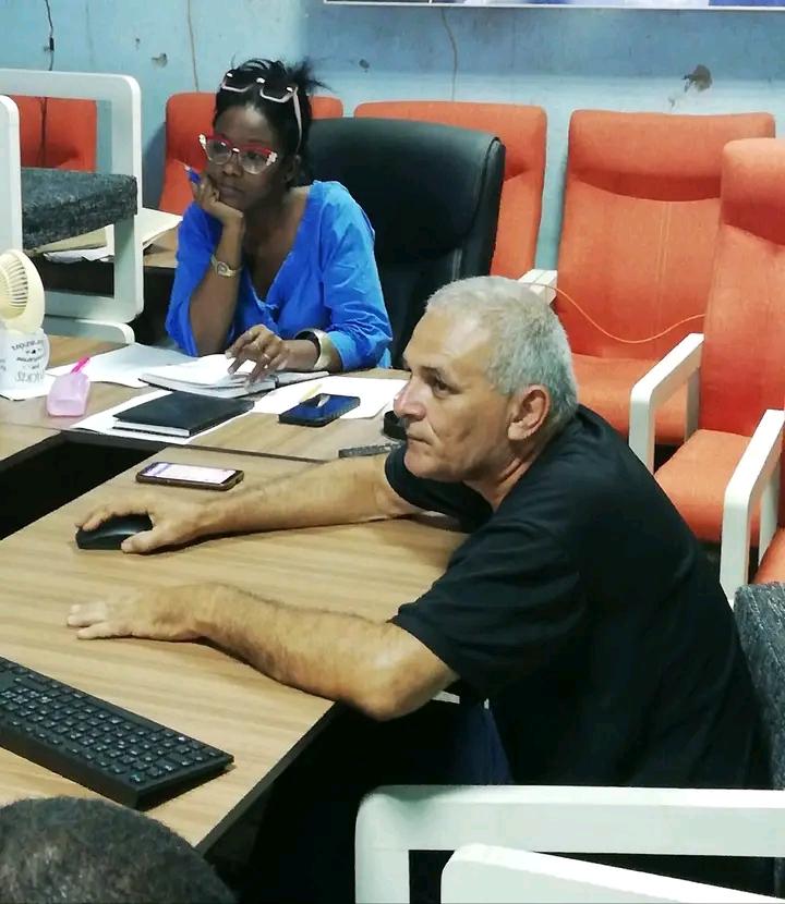 ONEImpioMajagua's tweet photo. Se realiza en la #ONEICiegodeÁvila Consejo de Dirección del mes de julio donde se analizan temas priorizados 
para un mejor desempeño del trabajo.
#SomosONEI
#MajaguaUnida #LatirAvileño
@AvilaOnei
@CubaONEI 
@WacnerC 
@denierbertolis https://t.co/tHhmbFN6Qt