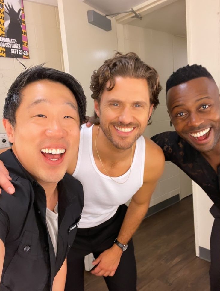 emeraldtveit's tweet photo. Not this man. https://t.co/pfc4sGkFTR