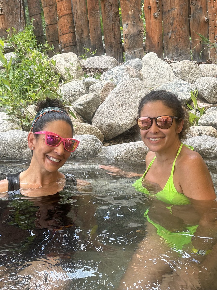 KJohnsonECSE's tweet photo. I spent the past 4 days taking time for mindfulness with fellow @calvertnet educators at the Wild Heart retreat in Colorado. https://t.co/yg3GCrrXVj