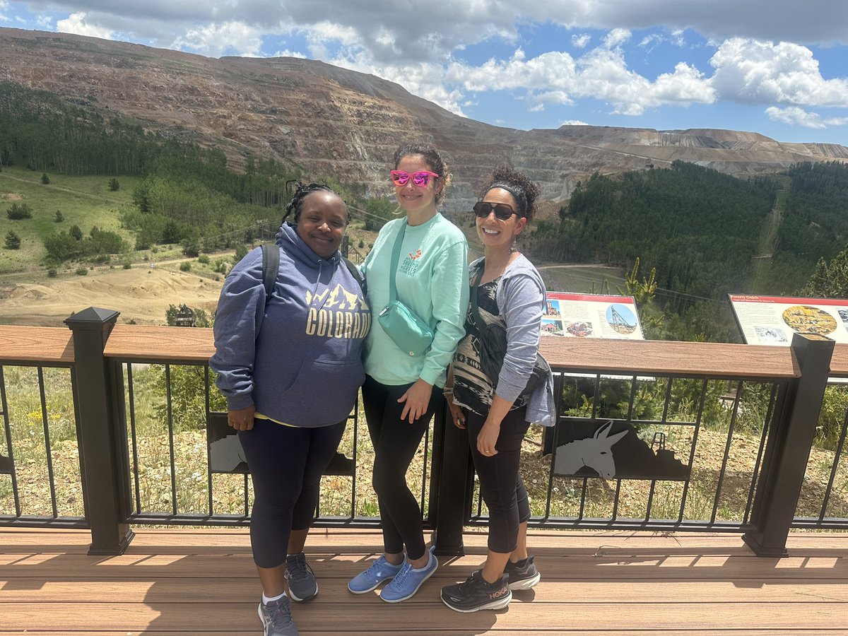 KJohnsonECSE's tweet photo. I spent the past 4 days taking time for mindfulness with fellow @calvertnet educators at the Wild Heart retreat in Colorado. https://t.co/yg3GCrrXVj