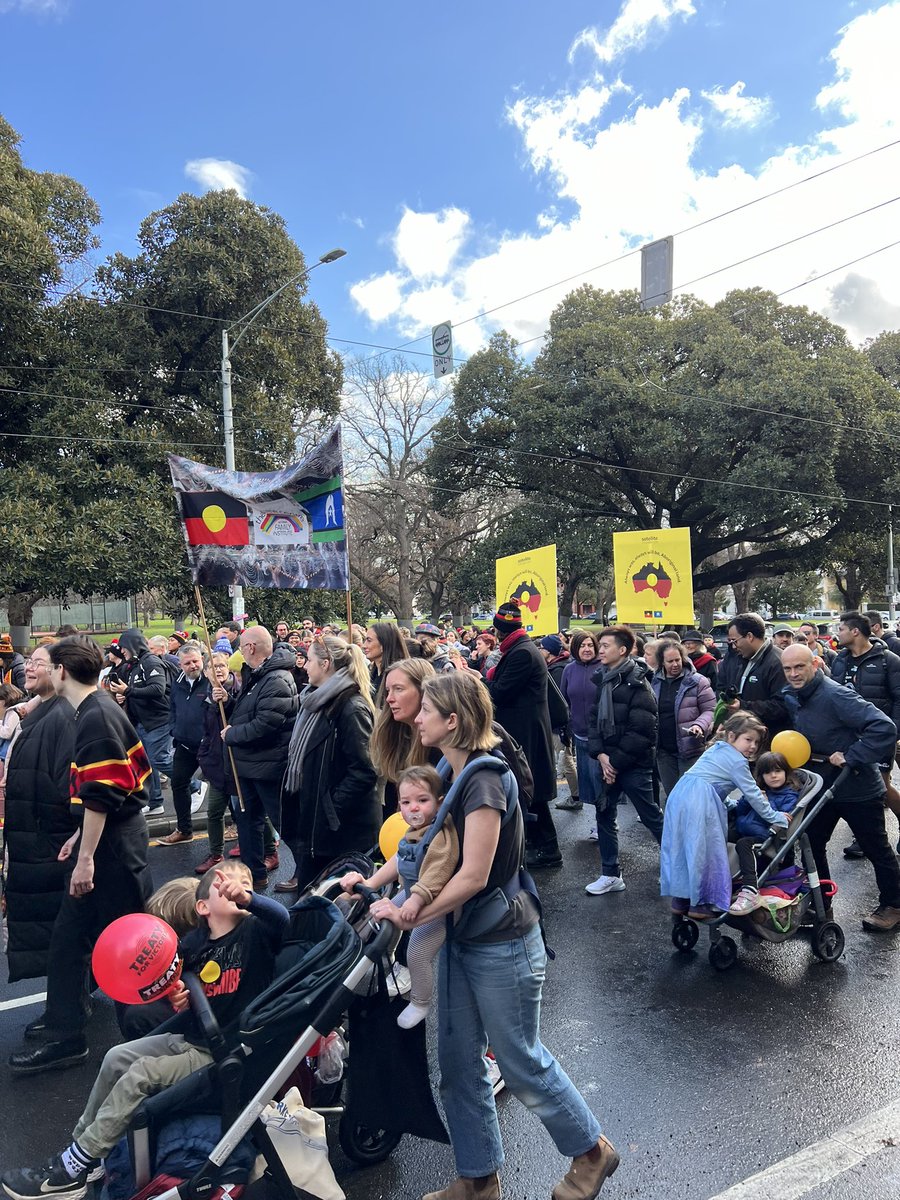 janafavero's tweet image. Happy #NAIDOC week!

Great to march with @ASRC1 in solidarity with First Nations communities. 

The ASRC’s commitment as an ally continues today and into the future. As long as there is injustice for some, there is injustice for all.

And the sun is out ☀️👊🏽