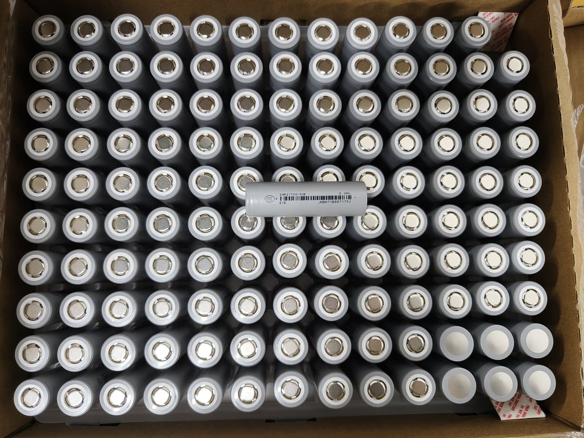 EVE agent company wholesale original new cells ,only A grade top quality cells🔋
PM me for best price😍
Wechat/Whatsapp: +86 15170036231