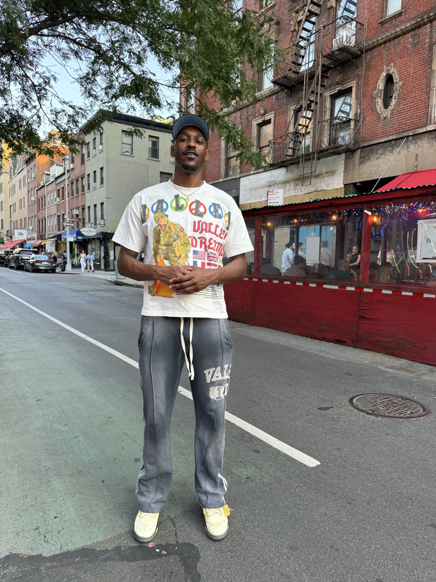 LA June® tweet media