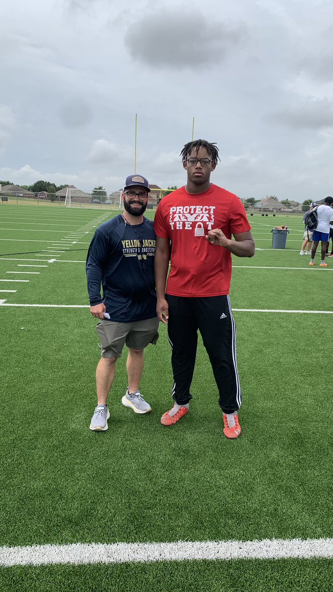 ChosenOn3_'s tweet photo. Had a fun time @HPUFootball Camp this past Monday . Thank you @CoachCadeGray for the opportunity!  
#stingem
@TerrellTigerFB @CoachHaywood @SedberryJr @CoachJGarcia1 https://t.co/sn8mCn6HFK