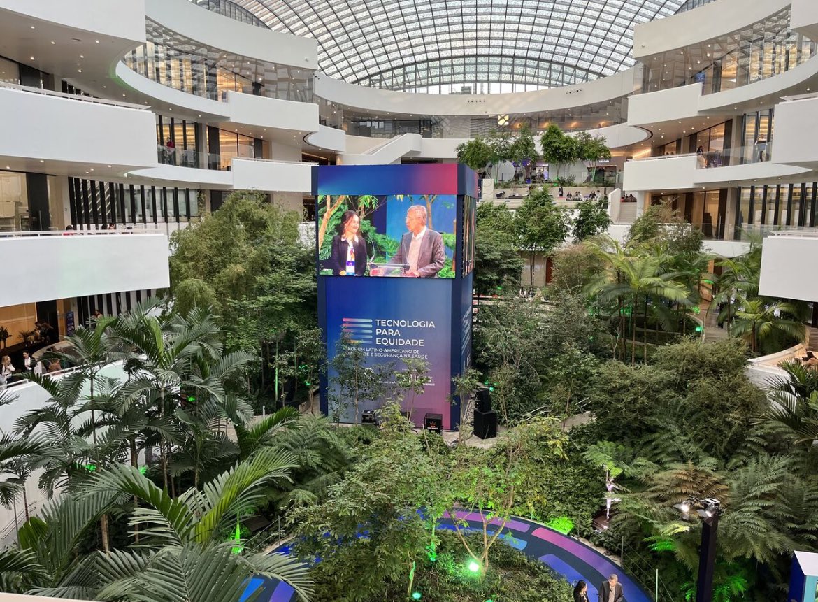 pedrosoalinec's tweet photo. This week, we had the 9th International Latin American Forum on Quality and Safety! A partnership between @hosp_einstein and @TheIHI. Happy to have this moment and learn from so many experts and authorities in Quality and Patient Safety! #QITwitter https://t.co/F46rpncRW2