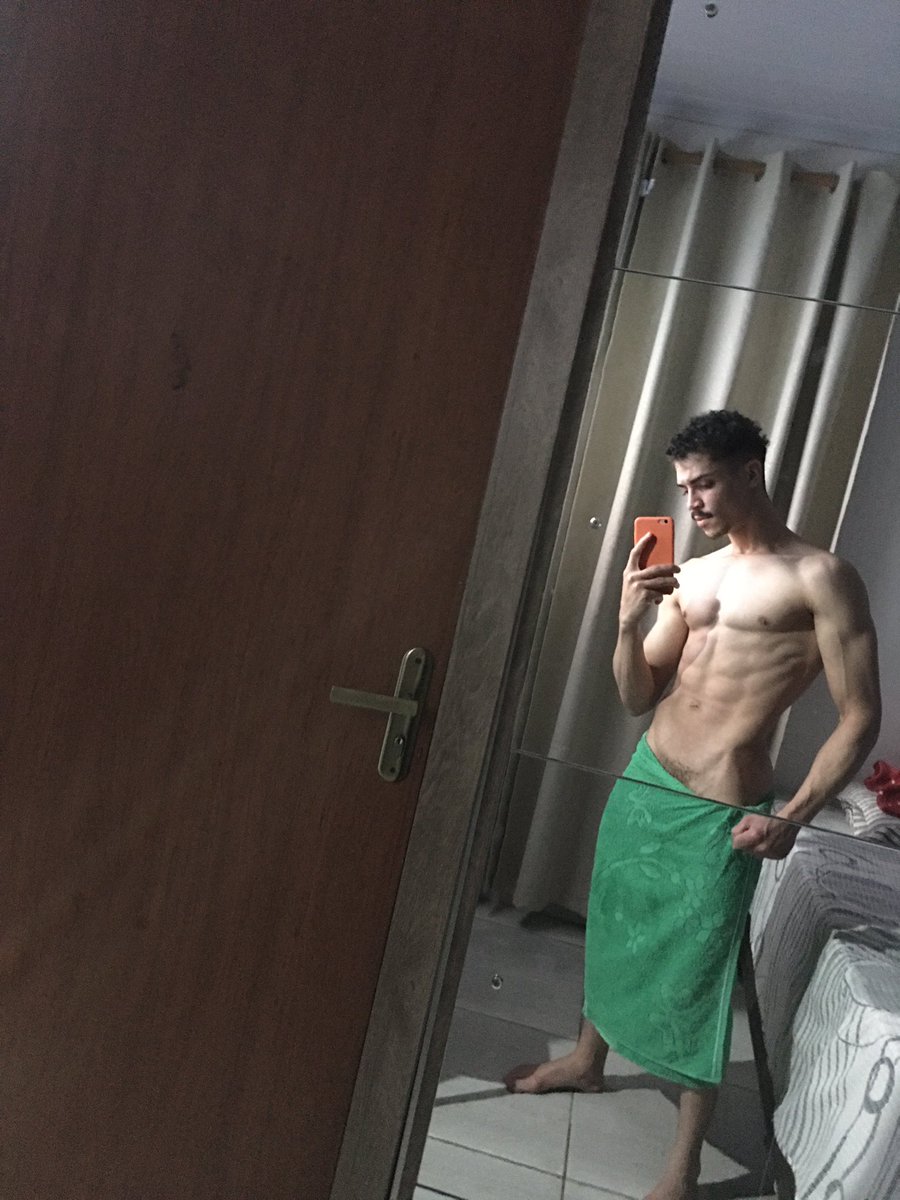 Rick02000's tweet photo. 🍆🔥 https://t.co/kX0kciGvF4