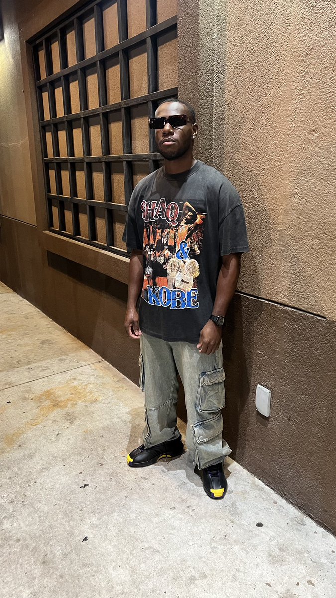 DemarrJohnson's tweet photo. Why not?🤨 https://t.co/NbymmhrGRl